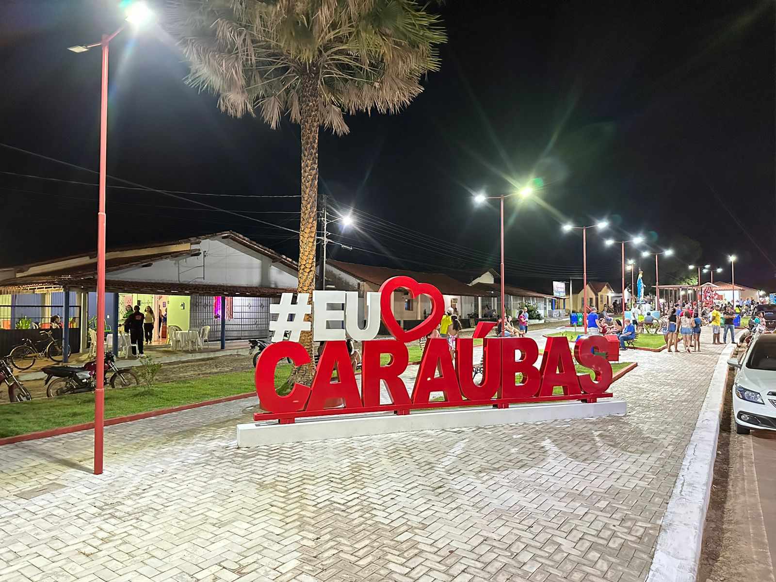 Letreiro Eu Amo Caraúbas