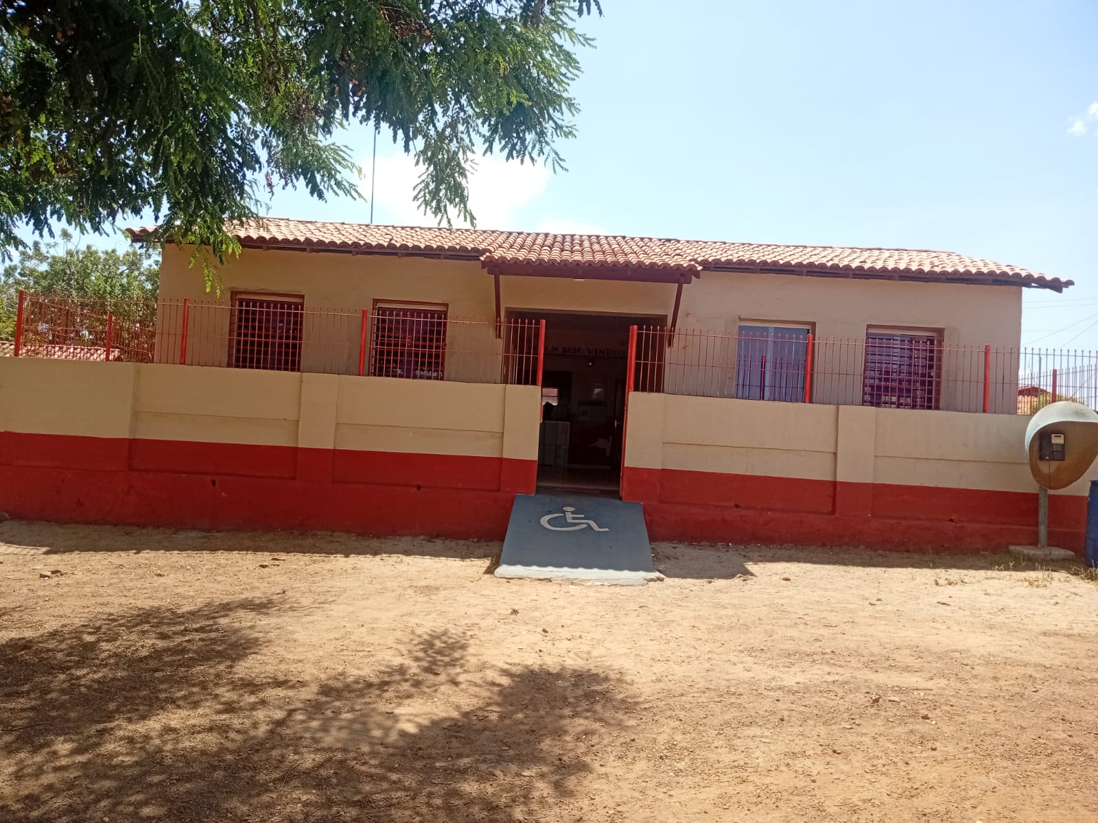 Escola Municipal Raimundo Esperidião Cardoso